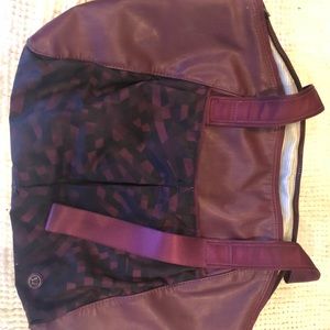 Lululemon gym bag